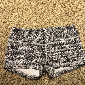 Fleo Shorts Size Medium